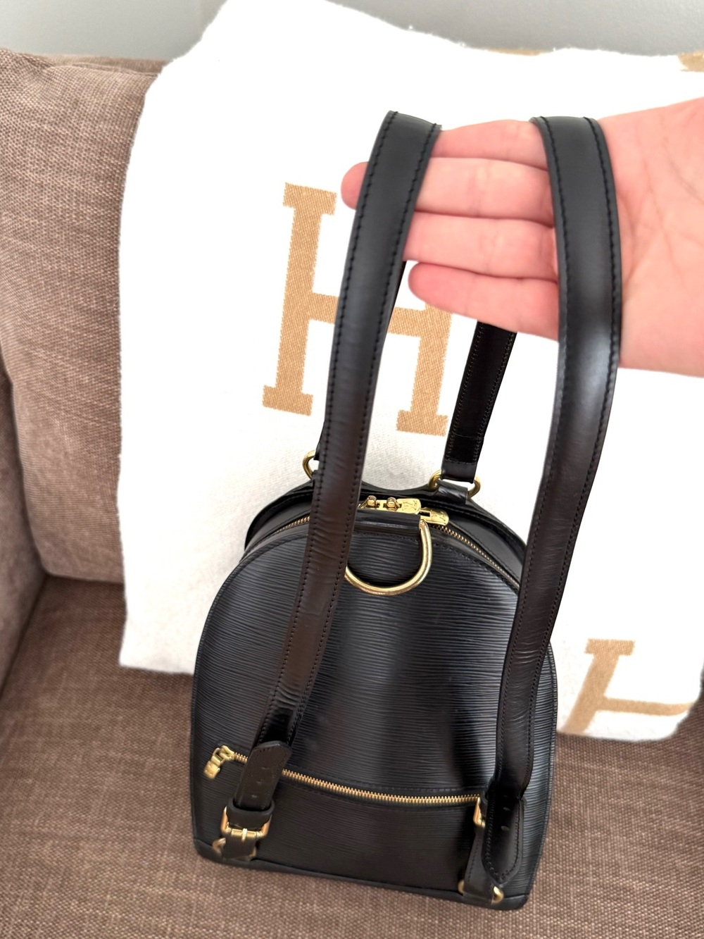 Authentic Louis Vuitton Mabillon back pack black Epi leather M52232 - Picture 11 of 16